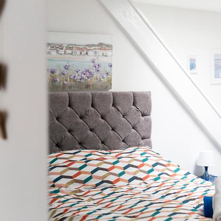Palace Surf Lodge New Quay エクステリア 写真