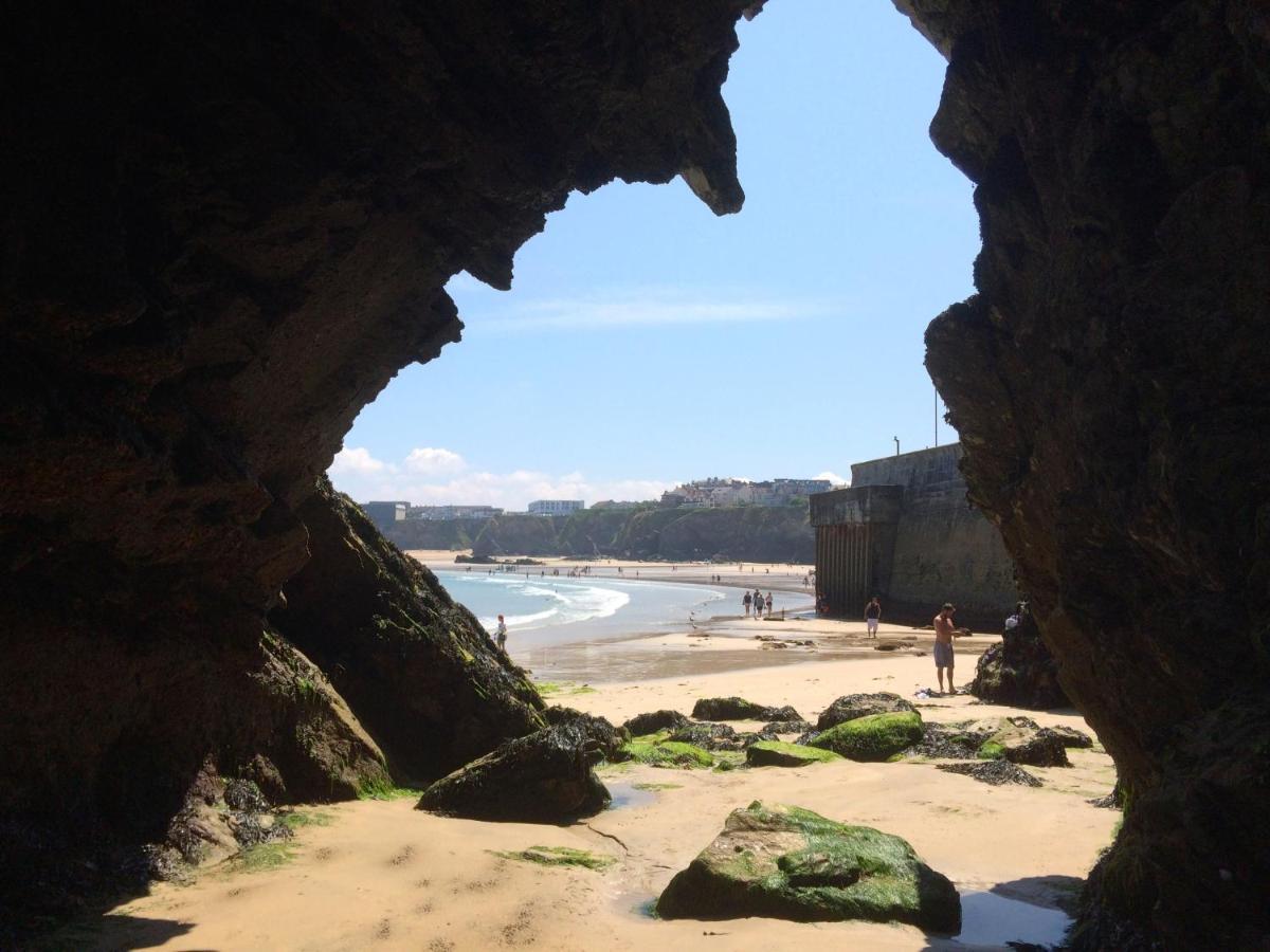 Palace Surf Lodge New Quay エクステリア 写真