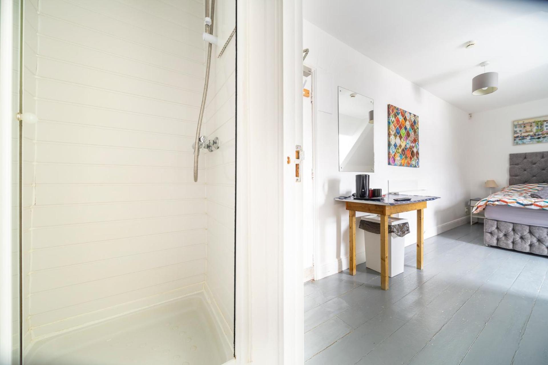 Palace Surf Lodge New Quay エクステリア 写真