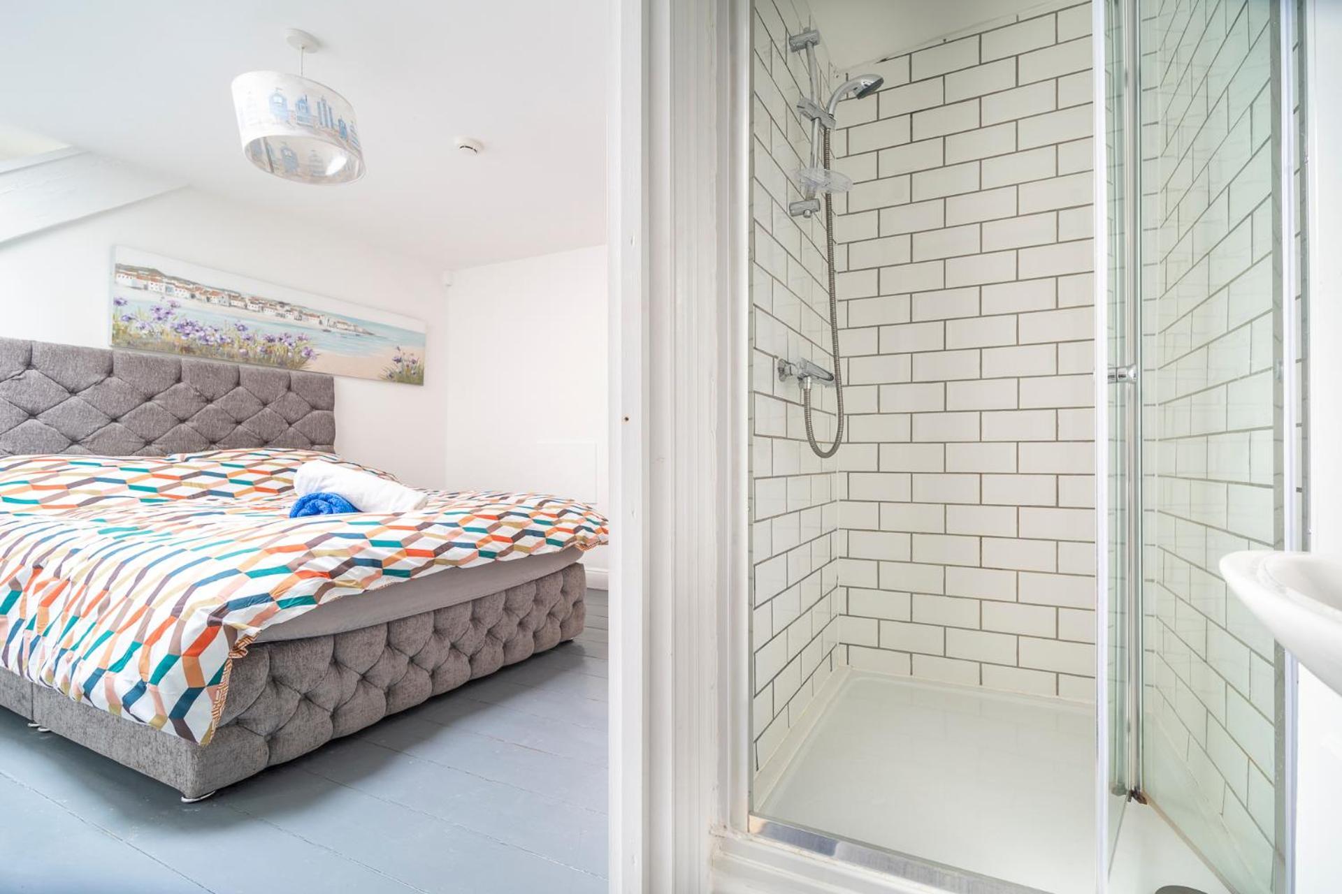 Palace Surf Lodge New Quay エクステリア 写真