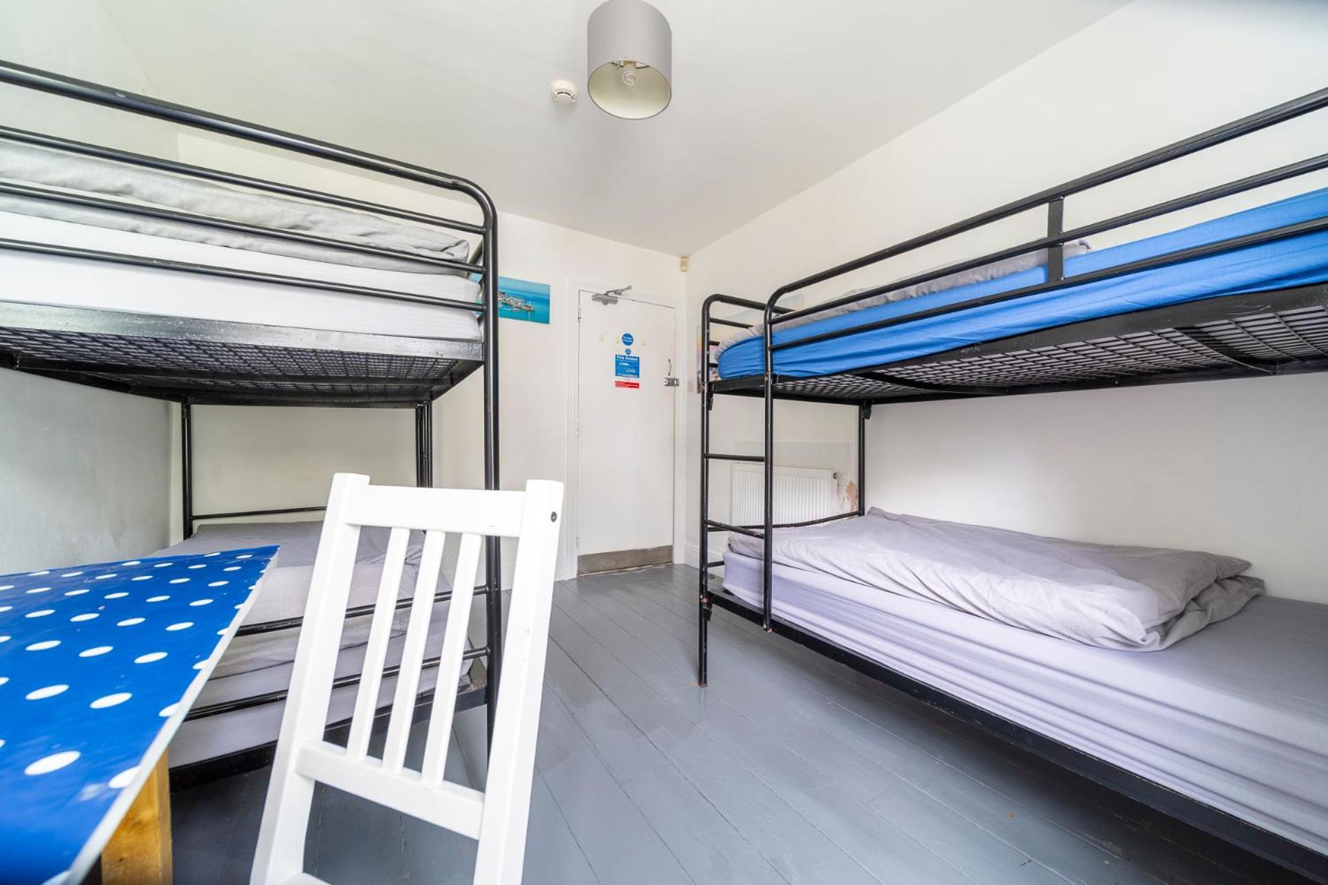Palace Surf Lodge New Quay エクステリア 写真